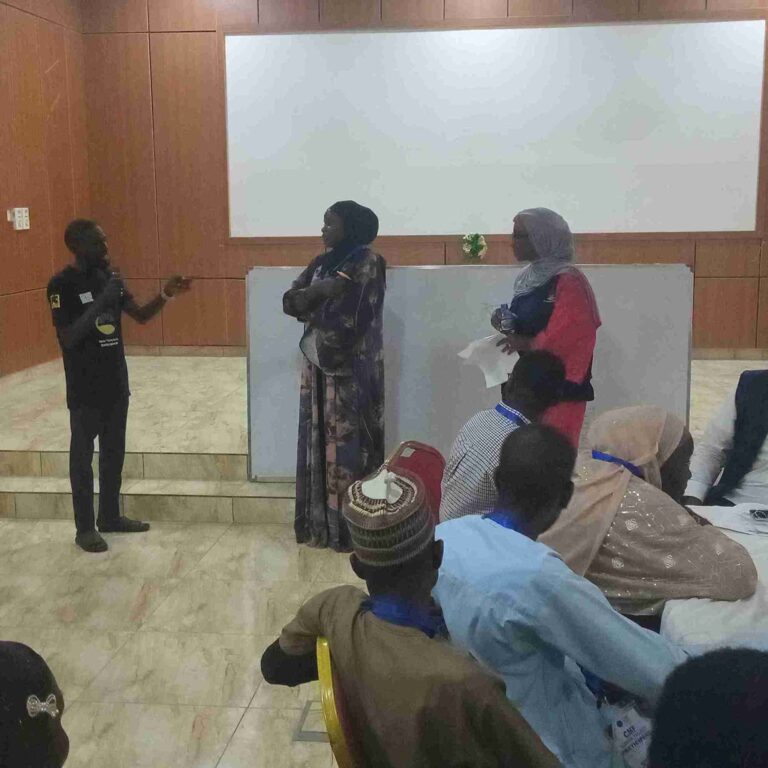participants acting out how to handle client result (role play)_4_11zon